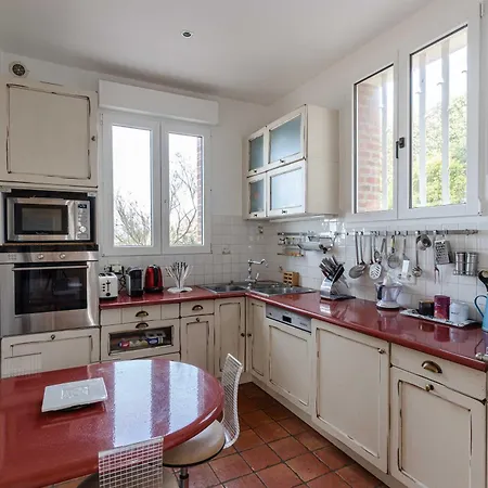Villa Sumptuous Waterfront 10 Min From The Casino